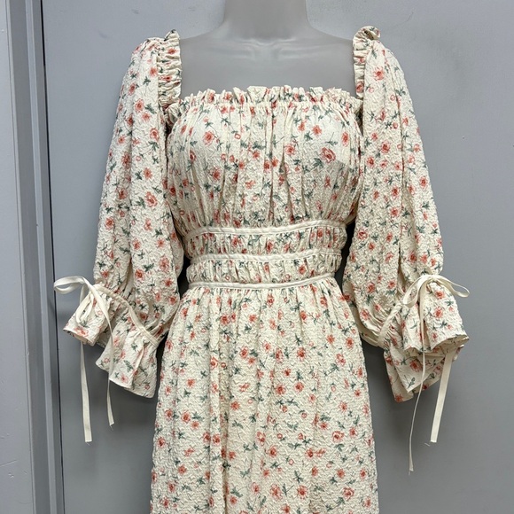 🌸 it’sNOMB Floral Smocked Maxi Dress | Romantic Cottagecore Style 🌸 NWT - Picture 3 of 12